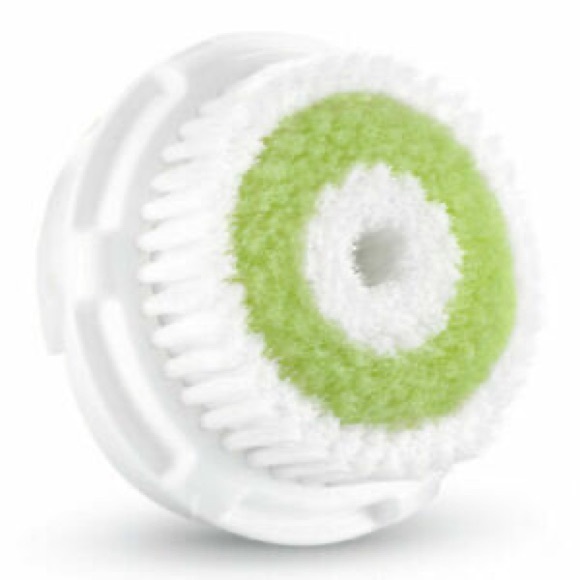 Clairsonic Mia 2 Rechargeable Facial Cleanser - Picture 8 of 8